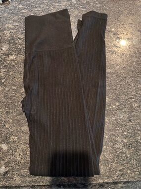 Grace & Lace Black Ribbed Knit Leggings